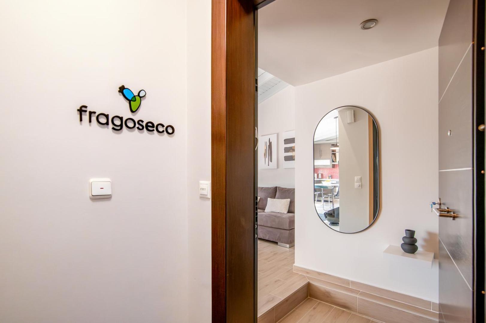 Fragoseco Loft! Elegance & Luxury Apartment Chalkida Bagian luar foto